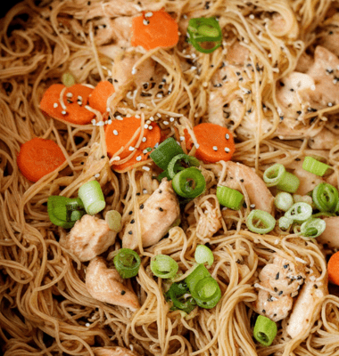 Bihon Pancit (Filipino Stir Fried Noodles)