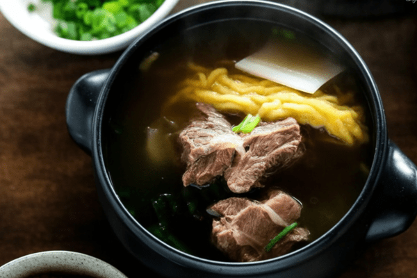 Galbitang (Korean Beef Short Rib Soup)