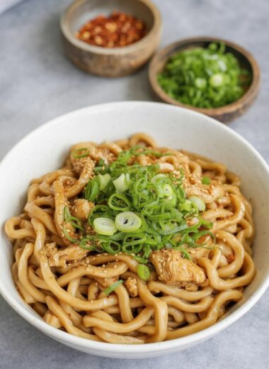 Udon Noodles with Garlic and Sesame