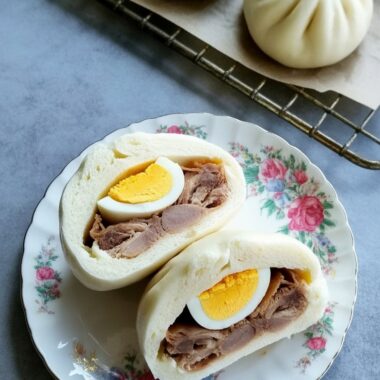 Vietnamese Steamed Pork Buns (Banh Bao)